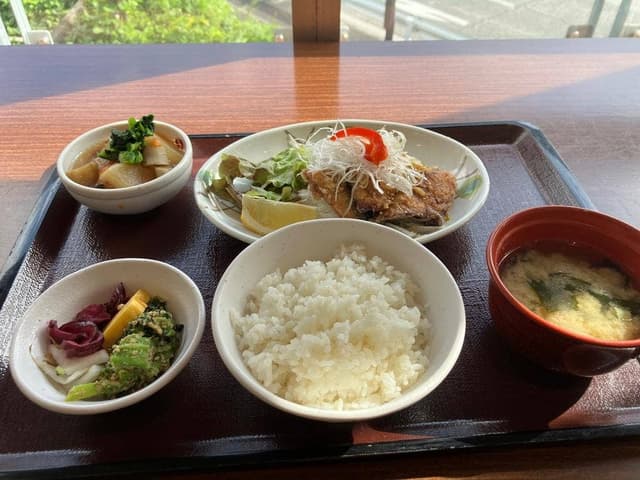 湾岸食堂 本店 - サブ画像1