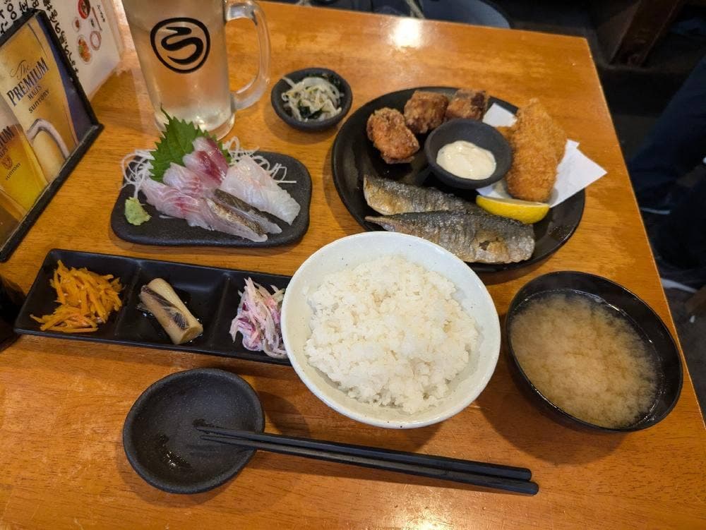 まるう商店 別館