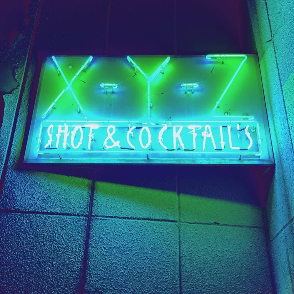 SHOT&COCKTAIL’S X‐Y‐Z