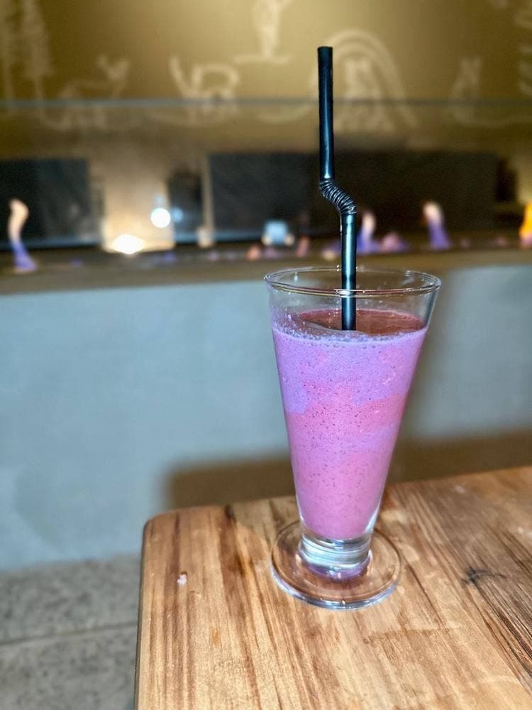 CAFE & BAR POKKE