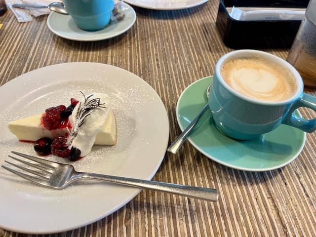 WIRED CAFE ルクア大阪店 - サブ画像2