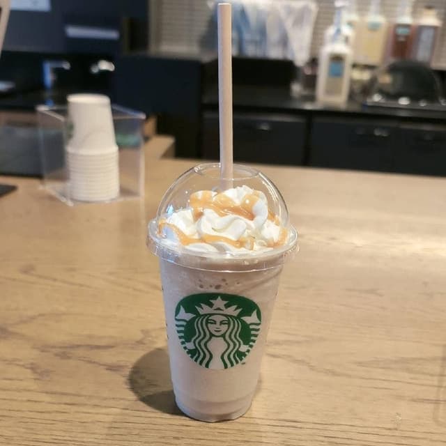 スターバックス コーヒー 横浜ハンマーヘッド店 - サブ画像2
