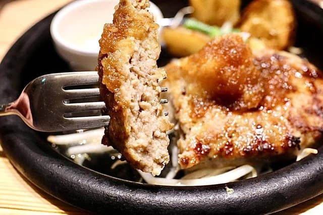 あっとバーグ 新瑞橋店 - サブ画像3