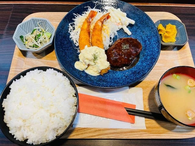 りとは食堂 - サブ画像3