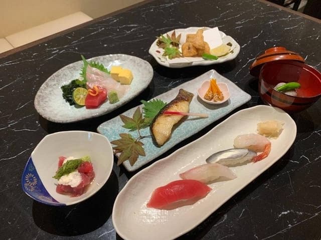 和食・すし 新三 - サブ画像1