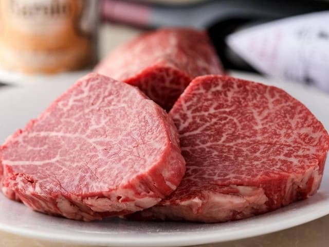 KOBE STEAK Tsubasa 北新地店 - サブ画像1