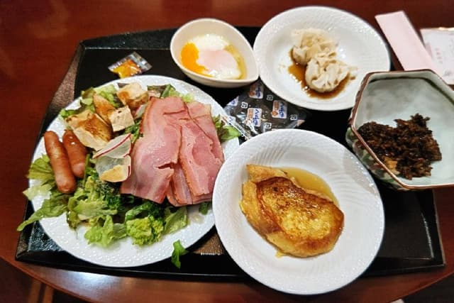 カフェラヴェンナ 倉敷ロイヤルアートホテル - サブ画像1