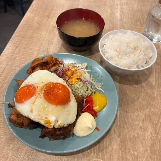 餃子とチャーシュー エソラ - サブ画像2