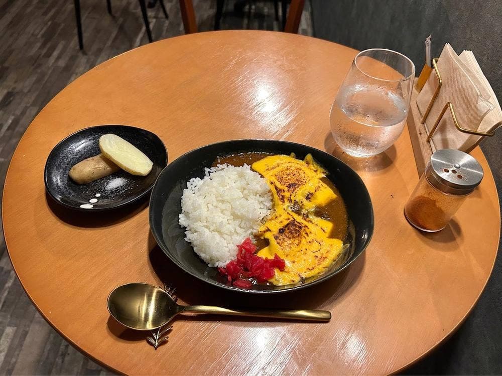 堂前牛すじカレー