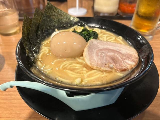 横浜家系ラーメン 三ノ宮商店 - サブ画像1