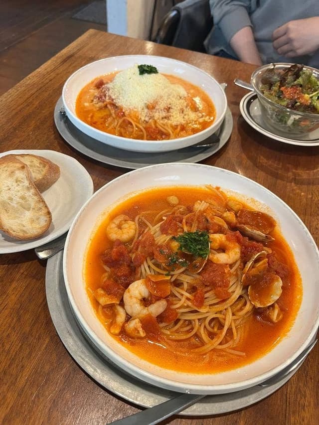 CM2 CAFE - サブ画像2