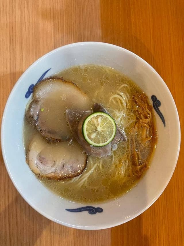 ラーメン ガモウスマイル - サブ画像2