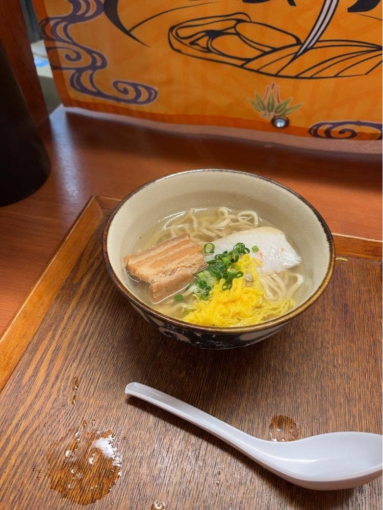 オキナワソバ ススリバ