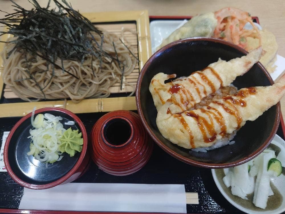 道の駅 東山道 伊王野 お食事処 水車館