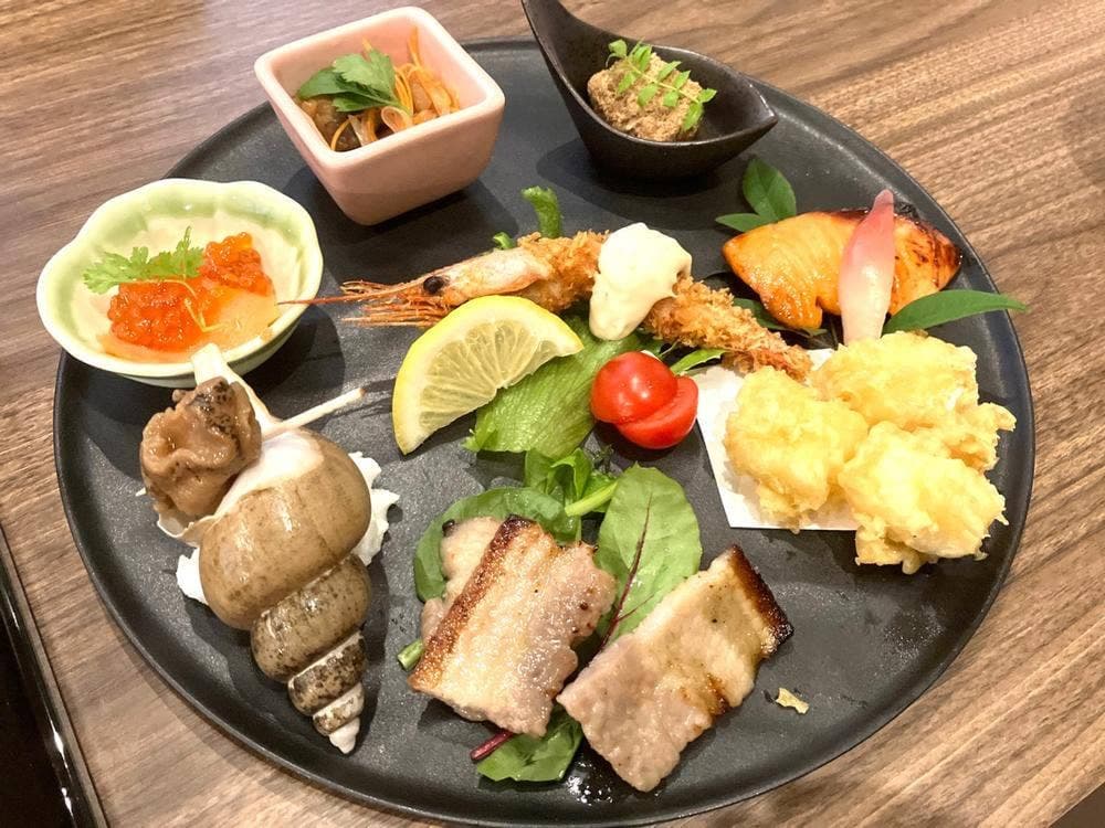 創作おばんざい寿々