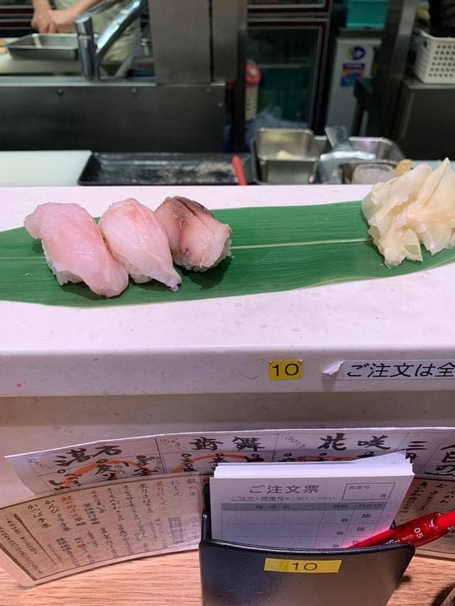 立食い寿司 根室花まる 東京ミッドタウン八重洲店 - サブ画像2