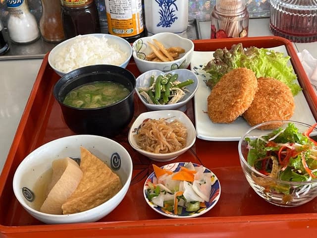定食屋バンビ - サブ画像1