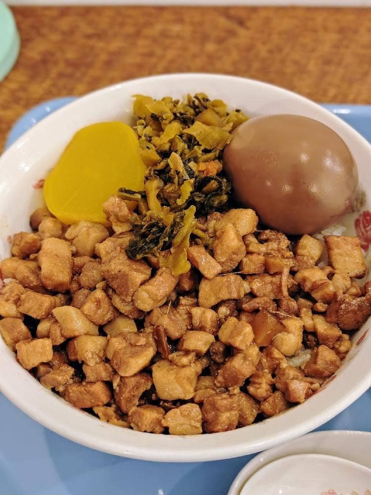 帆帆魯肉飯