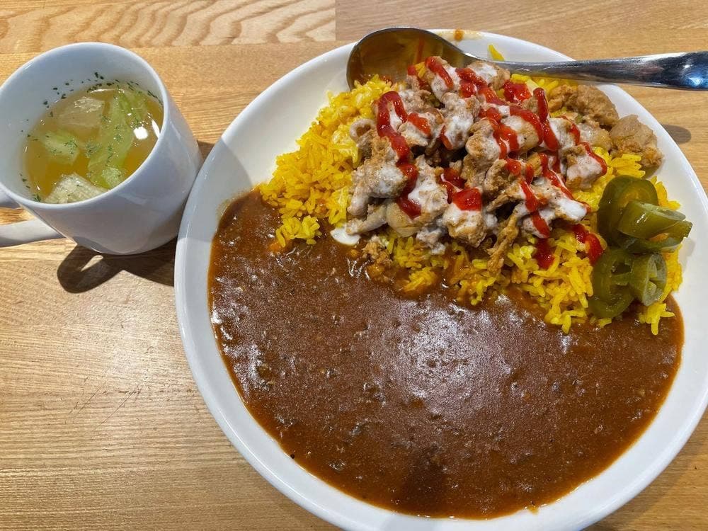 まがりや