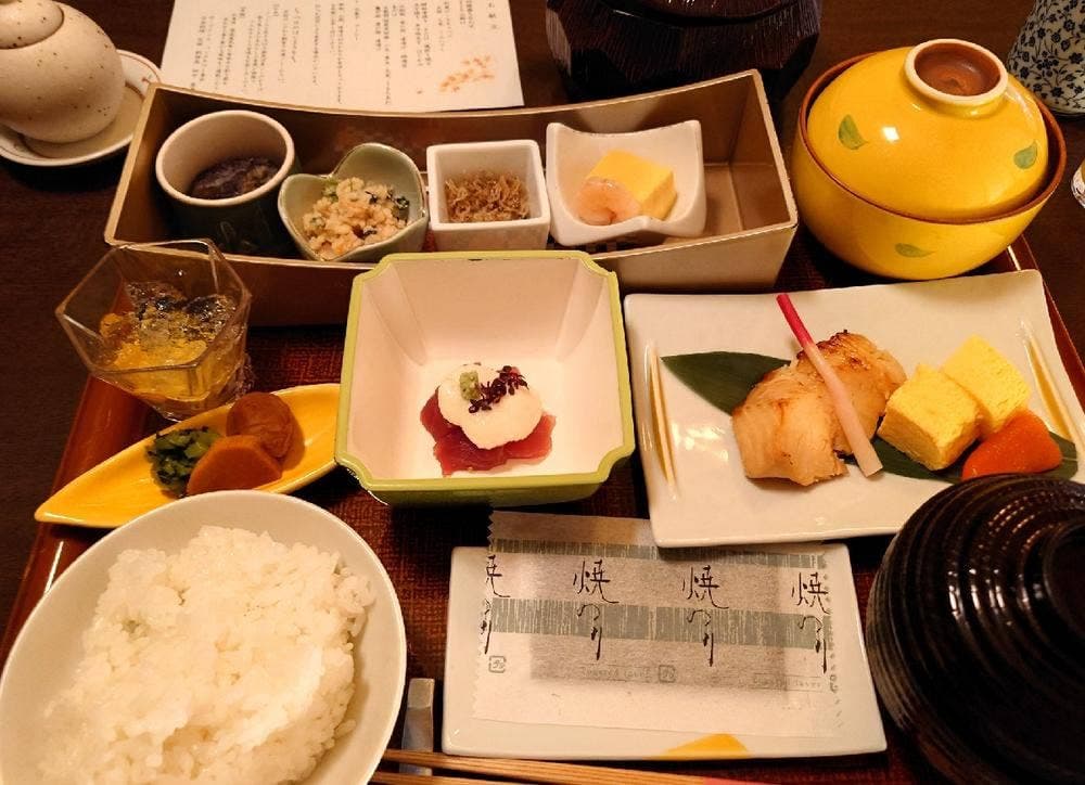 日本料理 芝桜