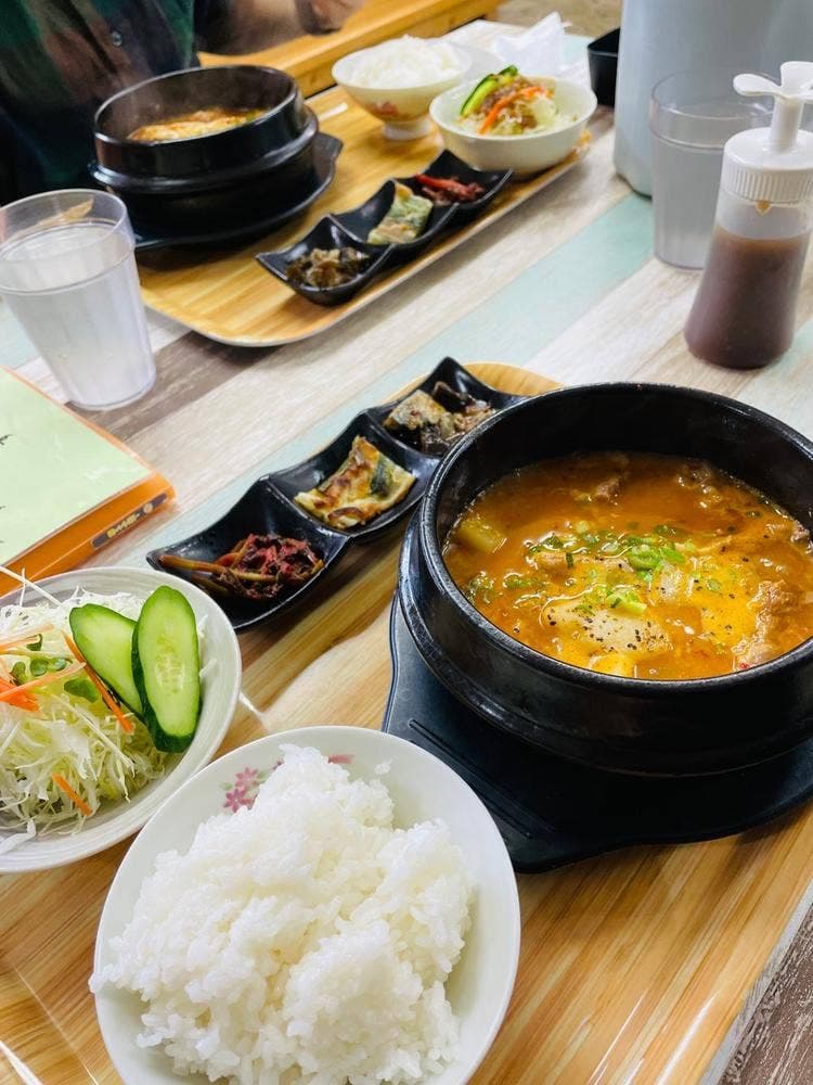 韓国家庭料理店 ハナ