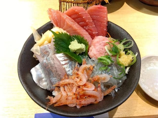 沼津魚がし鮨 江戸前鮨 沼津店 - サブ画像1