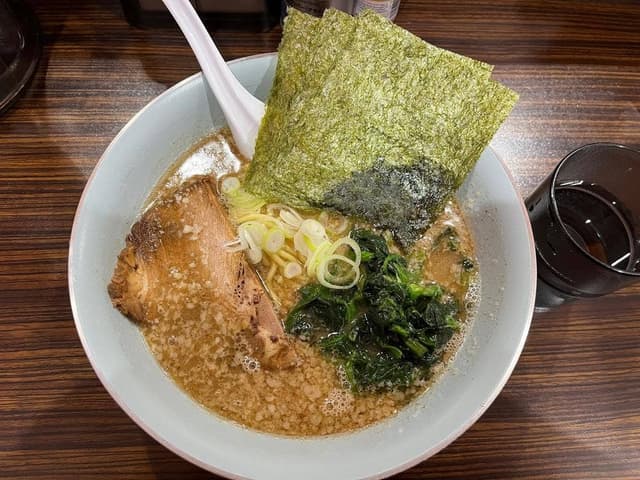 背脂煮干中華そば 二代目たかちゃんらーめん - サブ画像1