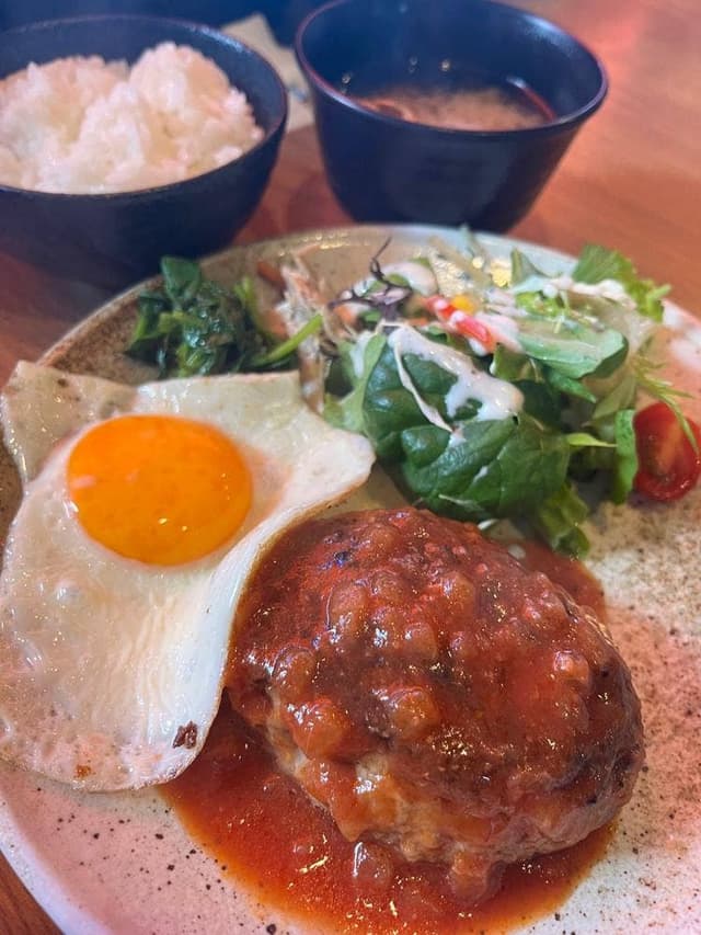 手作りハンバーグ卵 - サブ画像1