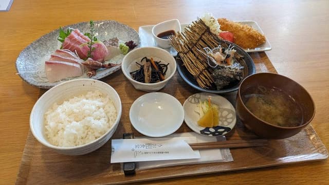 うお佐食堂 - サブ画像1