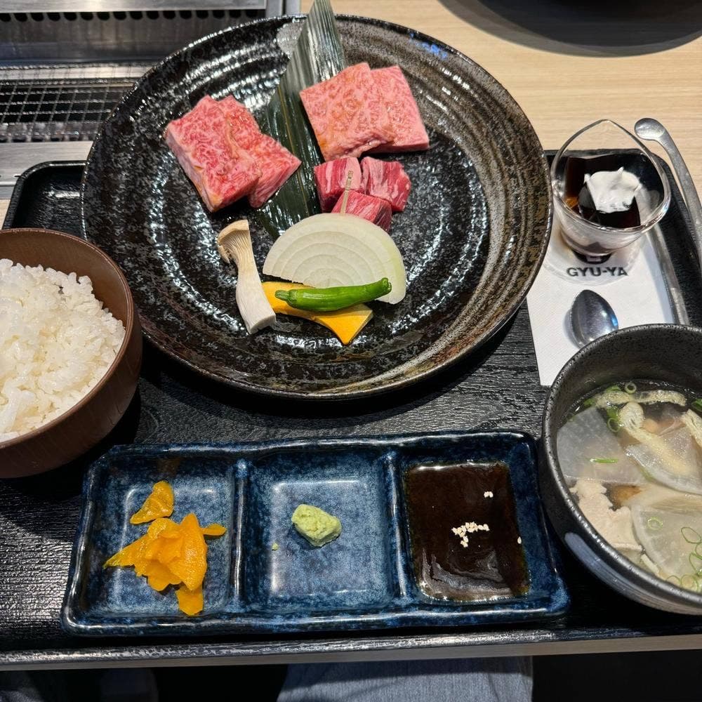 氷見 牛屋 本店