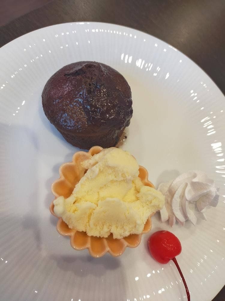 レオニダス 浅草店
