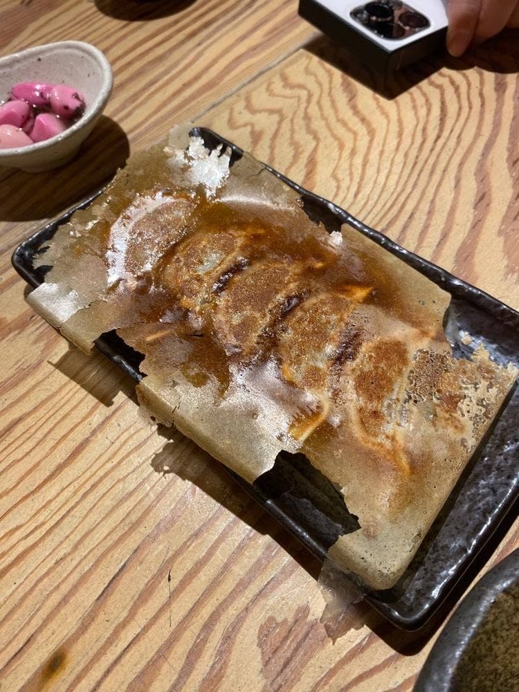 餃子酒場 ぴたり なんば店
