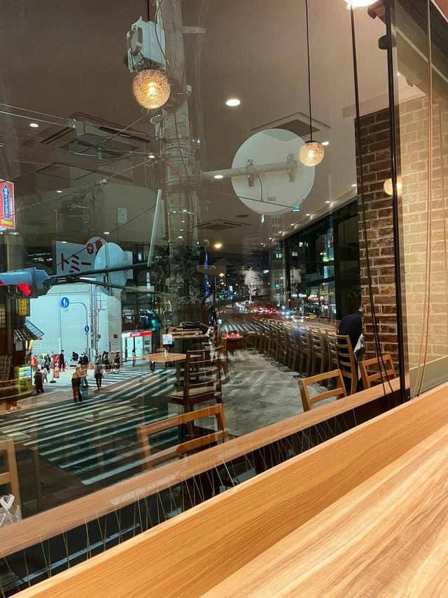 ホリーズカフェ 十三店 - サブ画像3