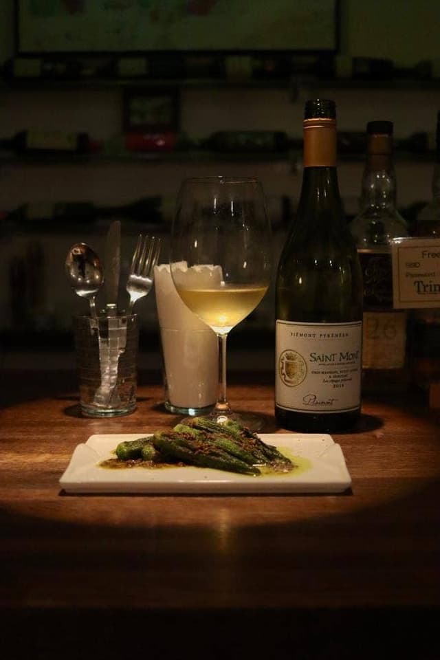 Trinity Wine Lounge &Cafe - サブ画像1