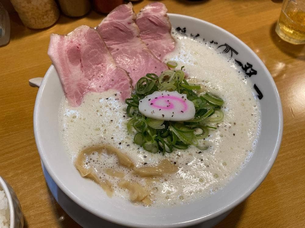 鶏そば啜る 丸の内本店