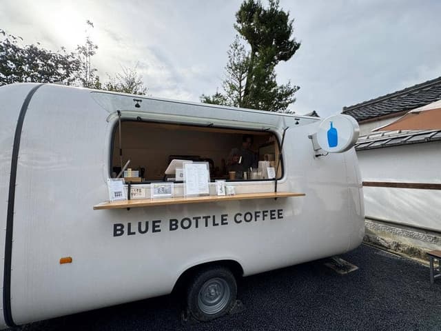 BLUE BOTTLE COFFEE TRUCK IN KYOTO - サブ画像1