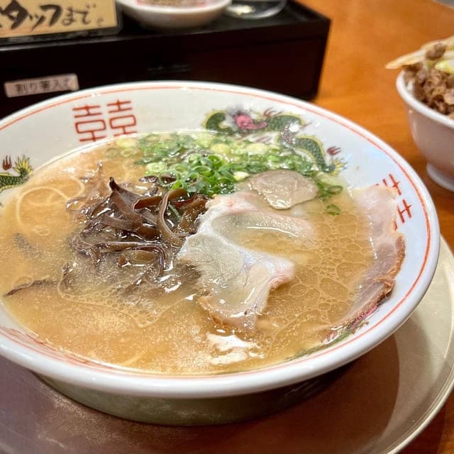 博多ラーメン ガツン 扇橋店 - サブ画像1