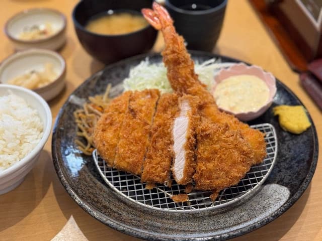 黒豚とんかつ せんごく 春日本店 - サブ画像3