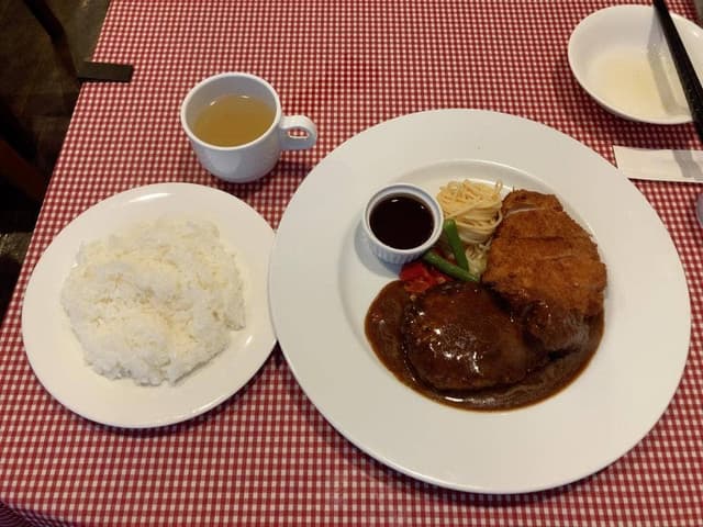 洋食屋ゆうき - サブ画像1