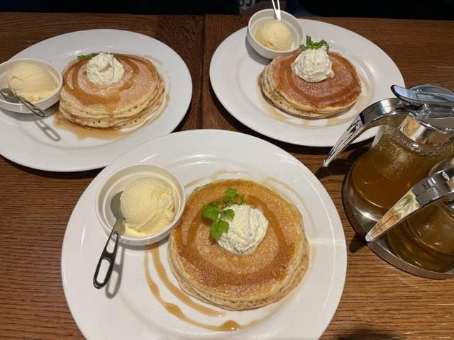 ハワイアンパンケーキファクトリー ヨドバシ梅田店 - サブ画像2