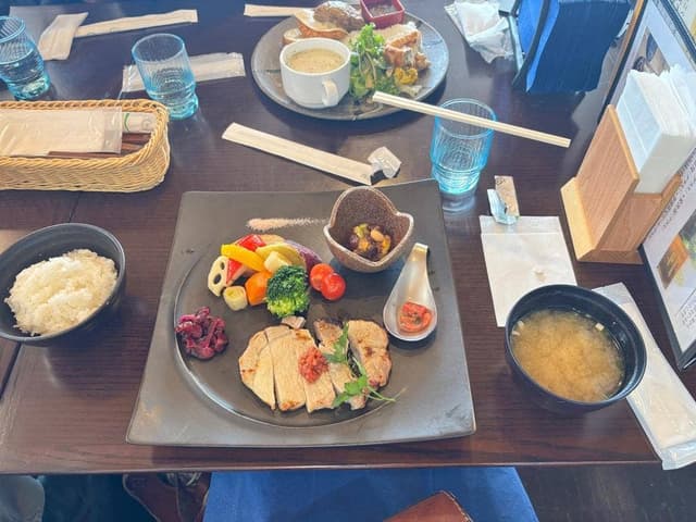 村の食堂・畑の台所 麦の楽園 ろまんちっく村 - サブ画像1