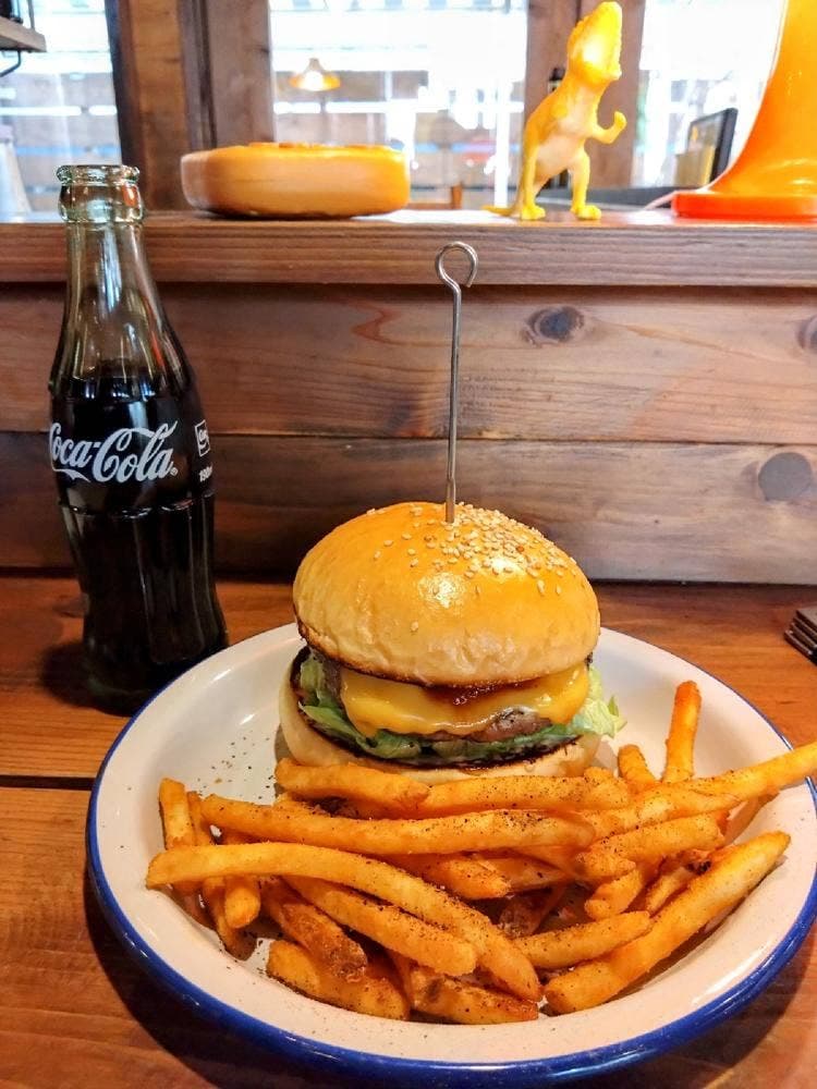 GOONIES BURGER CLUB