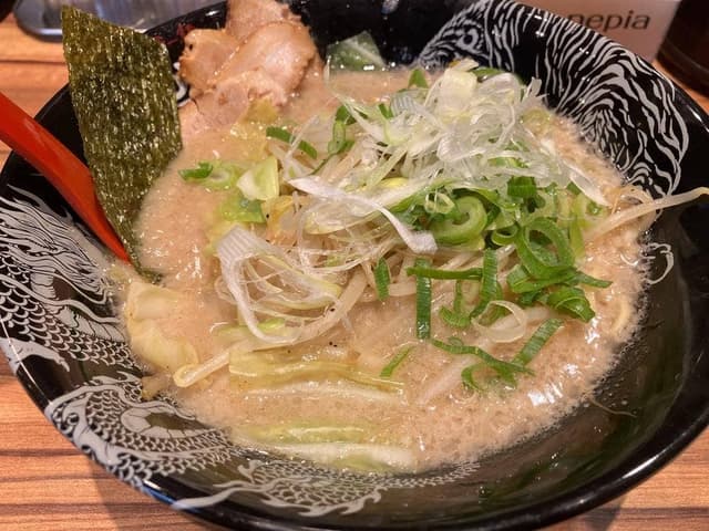 ラー麺ずんどう屋 金沢駅西本町店 - サブ画像3