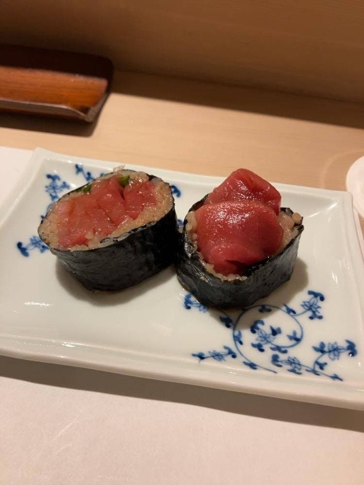 鮨さか井