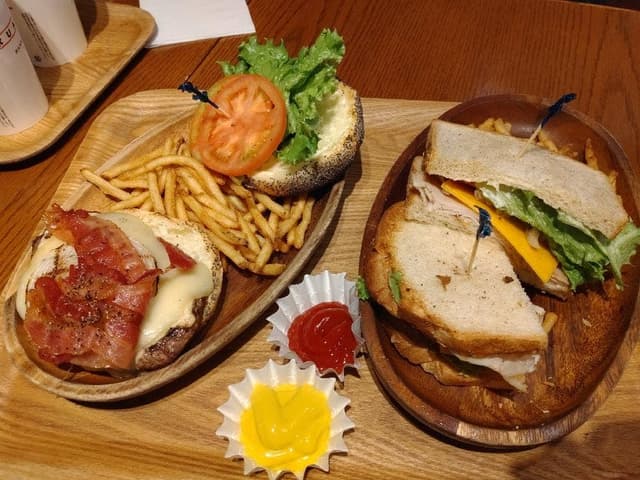 KUA`AINA りんくうプレミアムアウトレット店 - サブ画像3