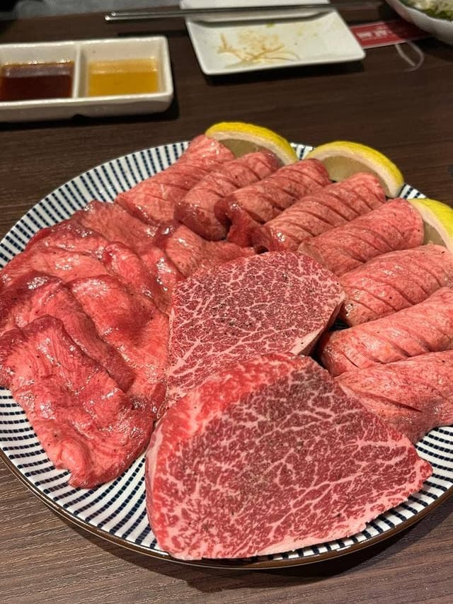 焼肉とワイン 醍醐 銀座店 - サブ画像2