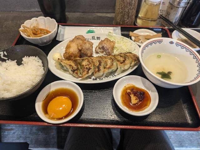 狂気と乱舞 - サブ画像1