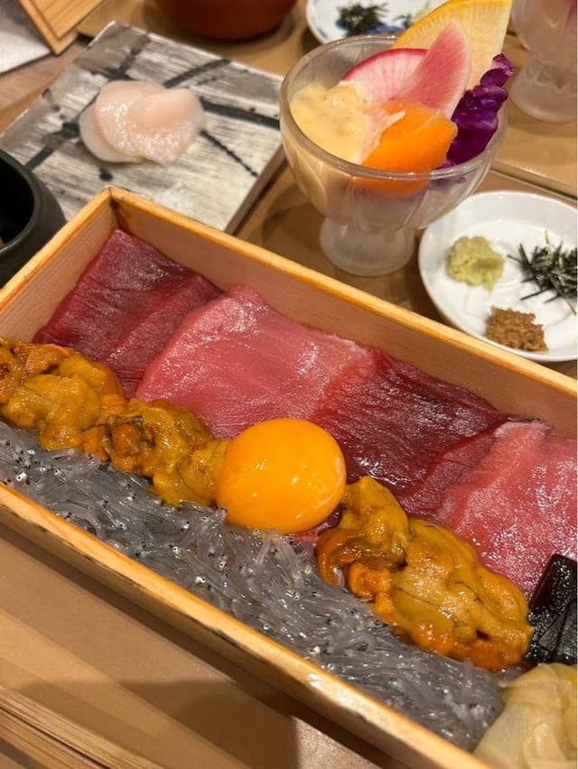 鮪お重 栄町 鎌倉小町店 - サブ画像3