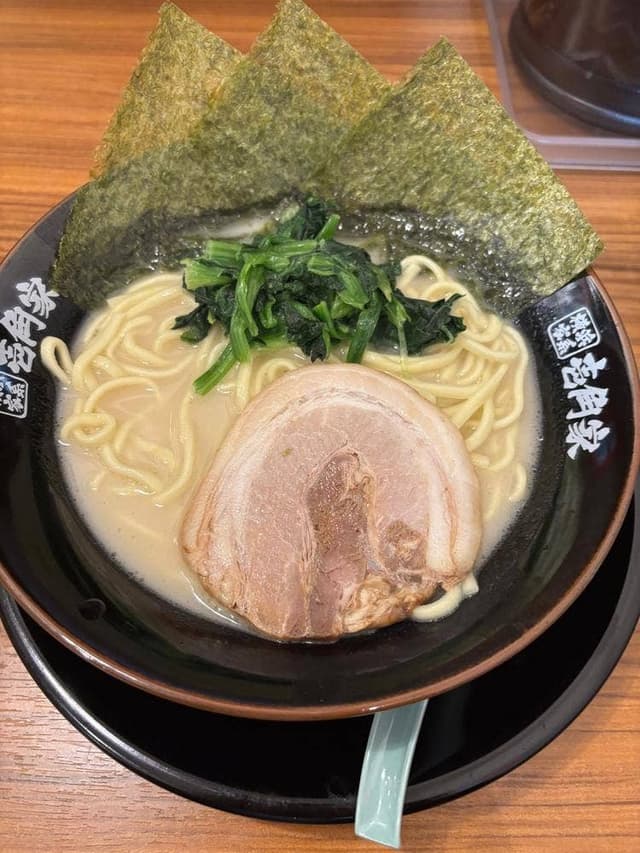 横浜家系ラーメン壱角家 有楽町店 - サブ画像1