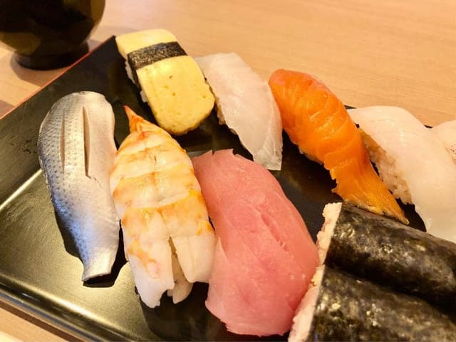 寿司まる辰 金山店 - サブ画像2